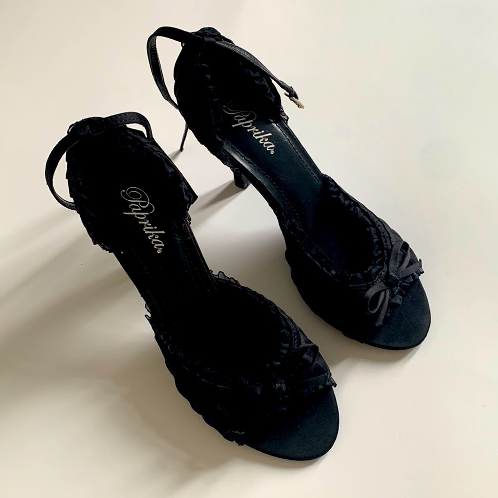 Black High heel shoes